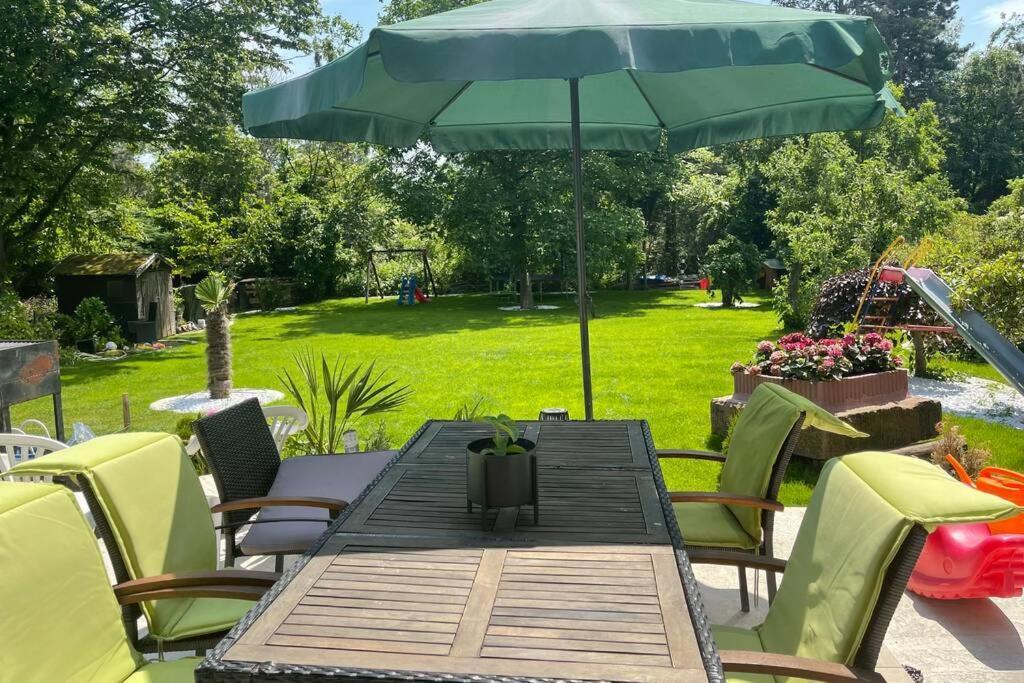 Wunderschoene Terrassenwohnung Mit Blick Ins Gruene! Meerbusch Ngoại thất bức ảnh